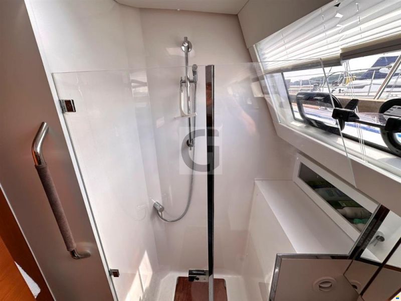 Wauquiez Pilot Saloon 48