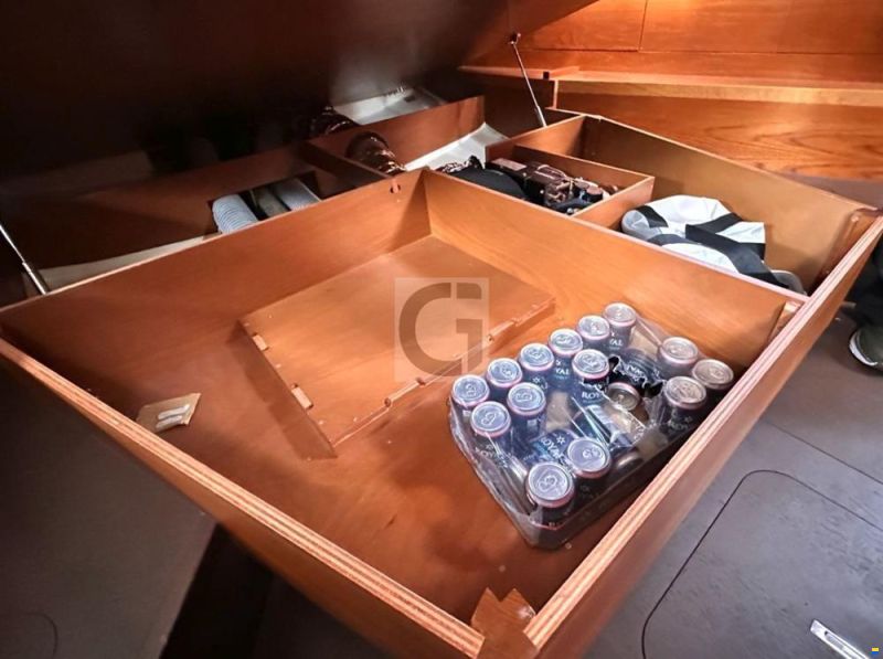Wauquiez Pilot Saloon 48