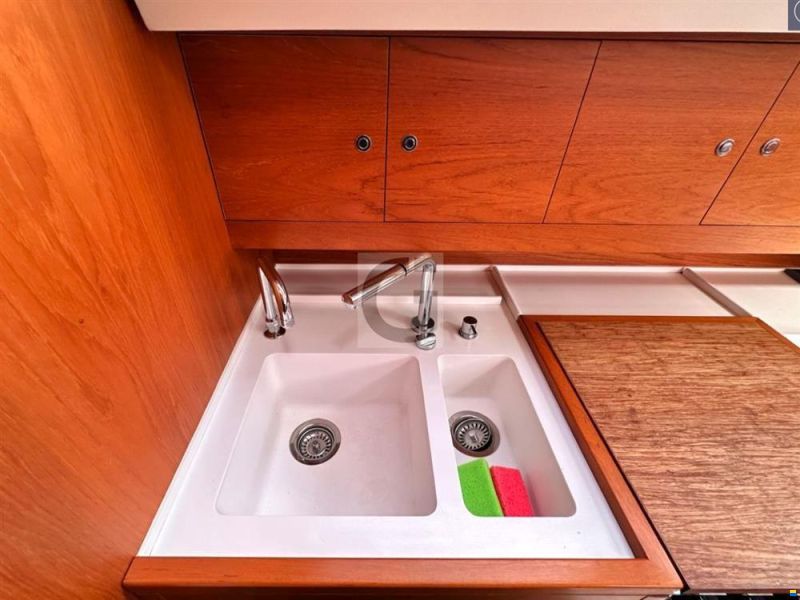 Wauquiez Pilot Saloon 48