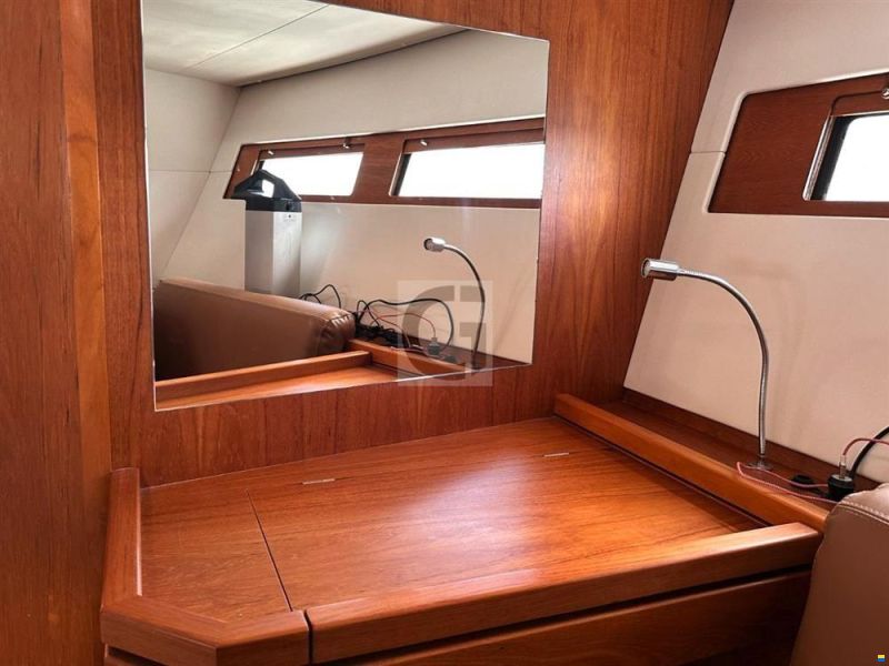 Wauquiez Pilot Saloon 48