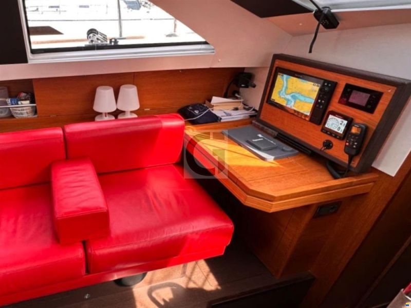Wauquiez Pilot Saloon 48