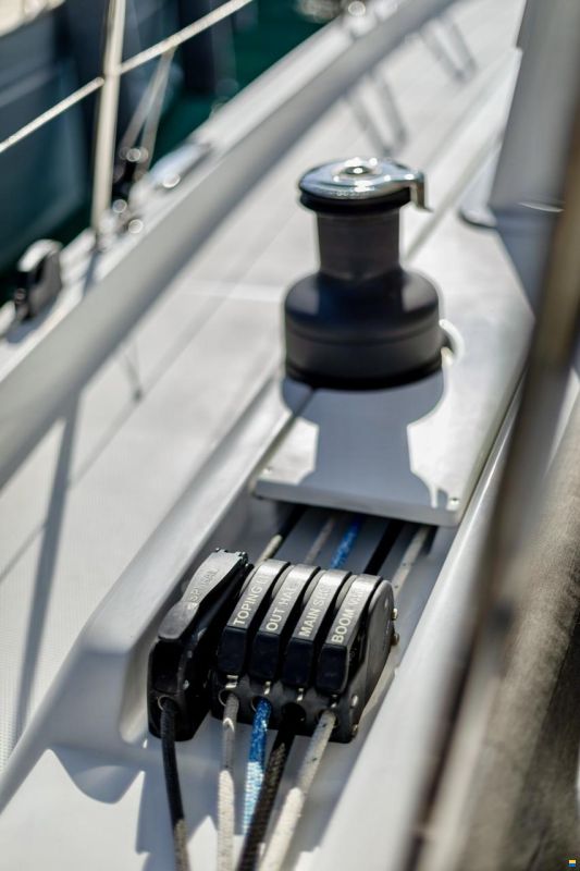 Hanse 588