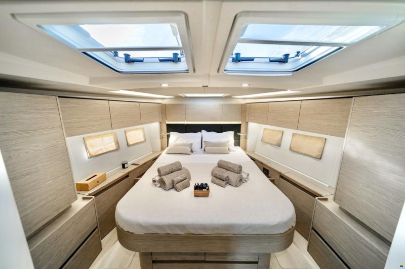 Hanse 588
