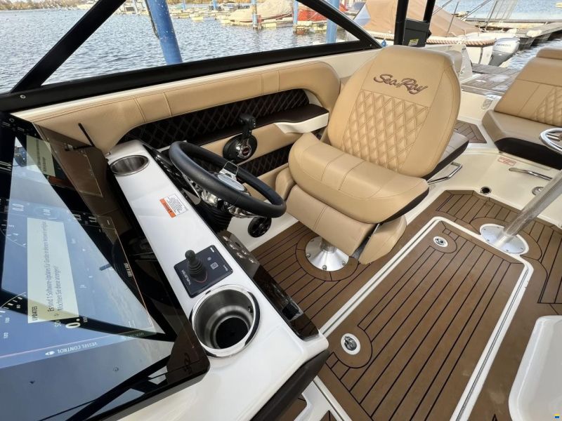 Sea Ray 250 SLX Europe
