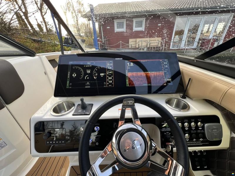 Sea Ray 250 SLX Europe