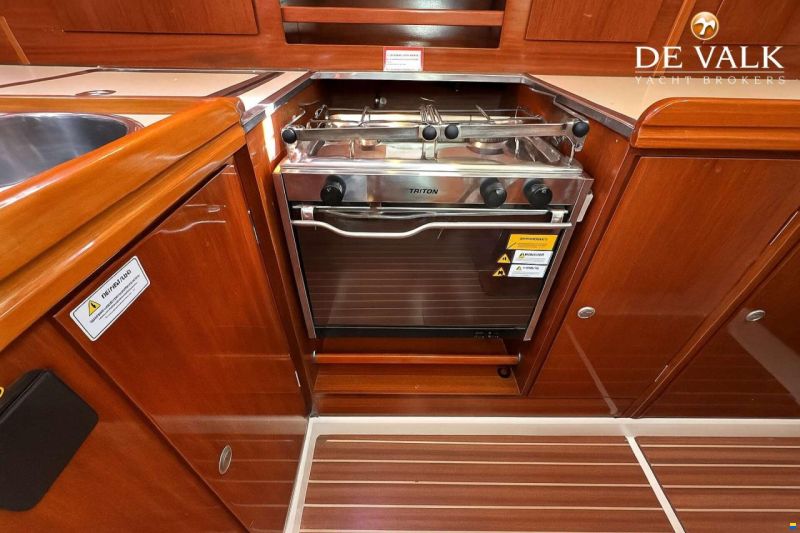 Hanse 371