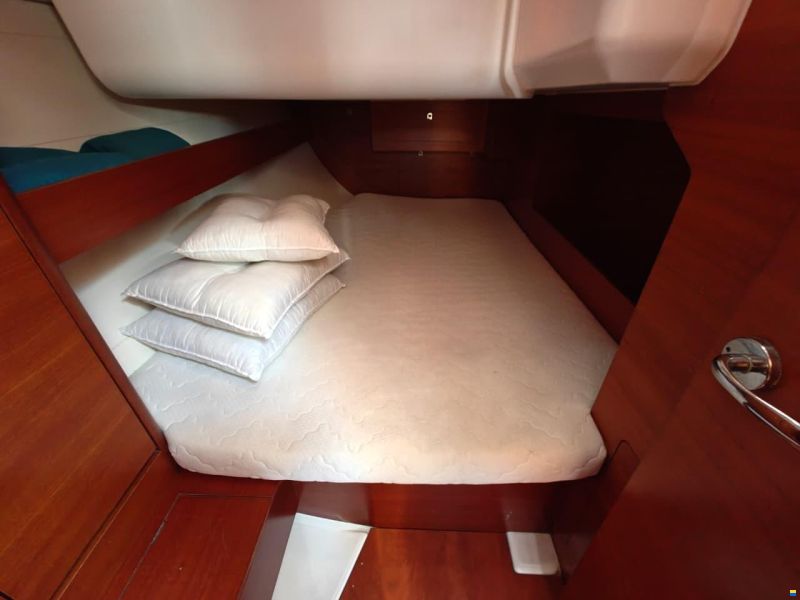 Dufour 382