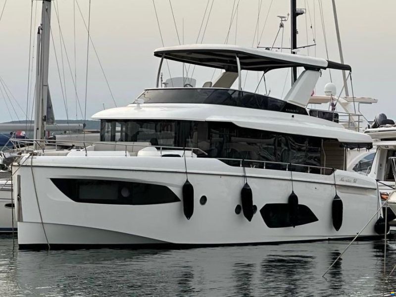 Absolute Navetta 52