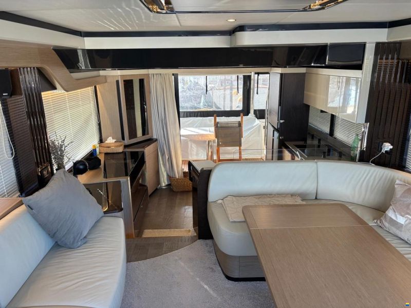 Absolute Navetta 52