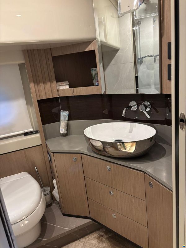 Absolute Navetta 52