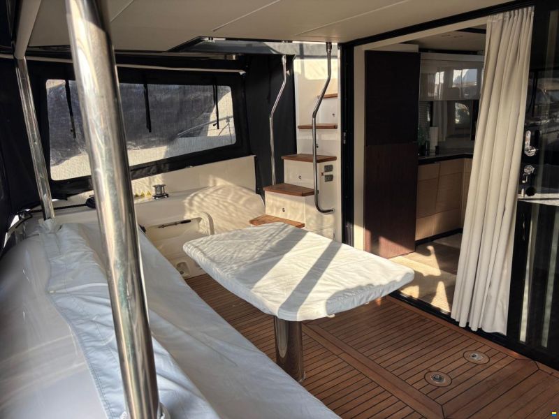 Absolute Navetta 52