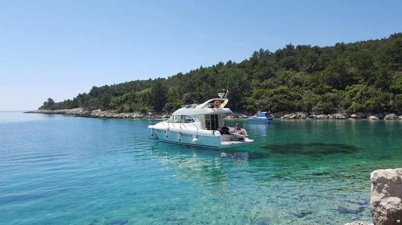 Jeanneau Prestige 36 Fly