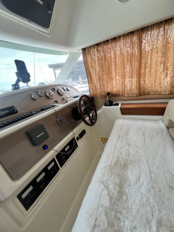 Jeanneau Prestige 36 Fly