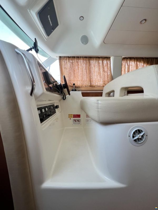 Jeanneau Prestige 36 Fly
