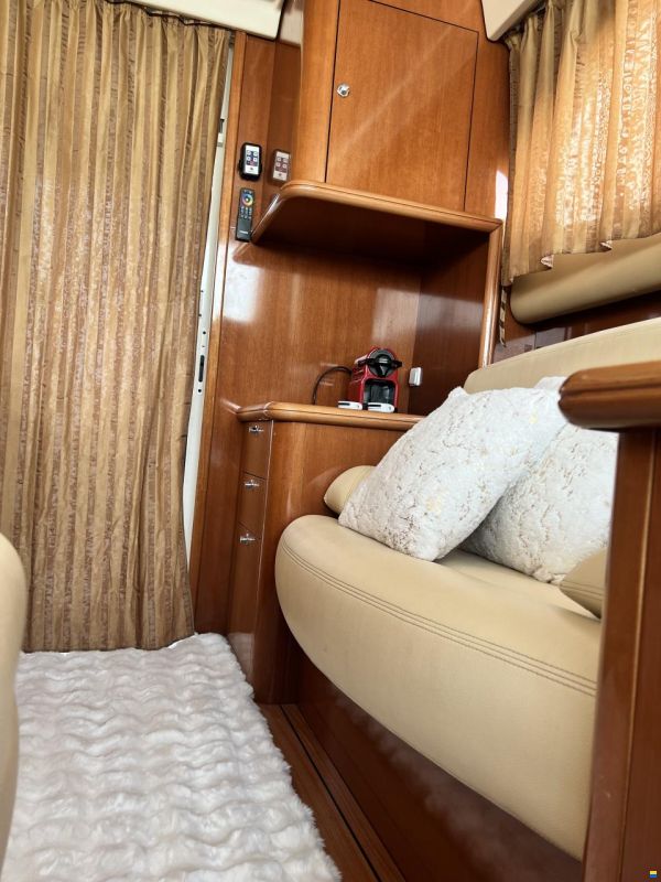 Jeanneau Prestige 36 Fly