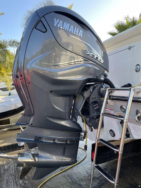 Grady-White Boats 330 Express