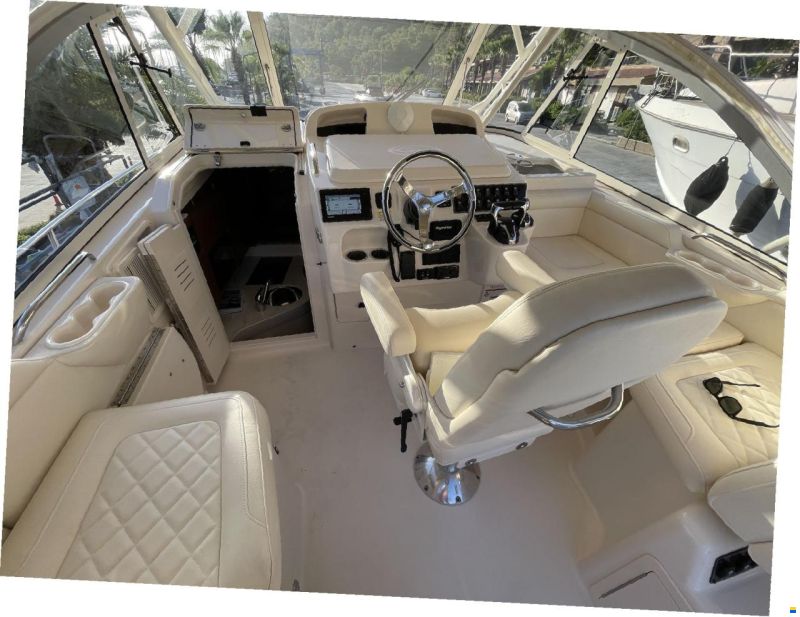 Grady-White Boats 330 Express