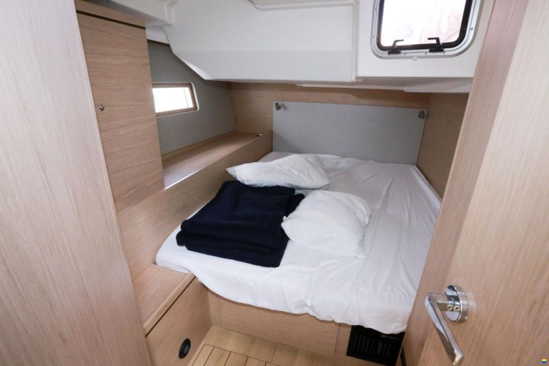 Beneteau Oceanis 51.1