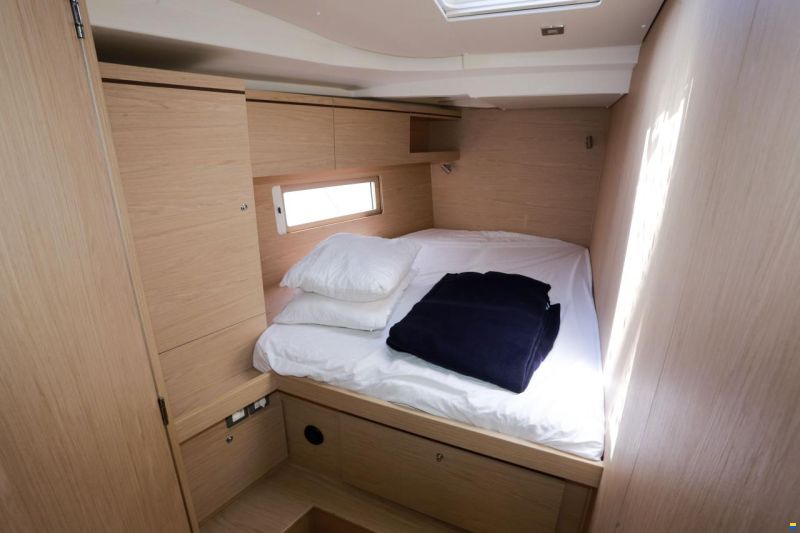 Beneteau Oceanis 51.1