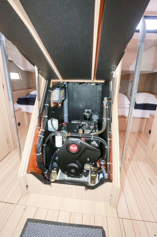 Beneteau Oceanis 51.1