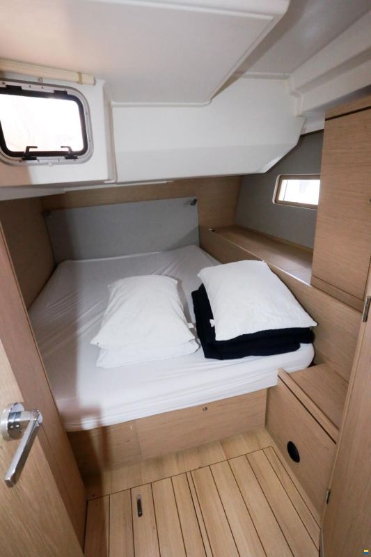 Beneteau Oceanis 51.1