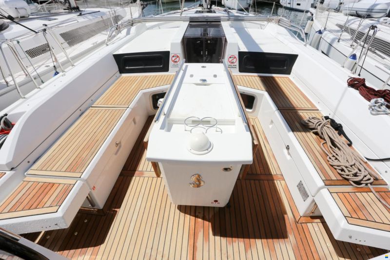 Beneteau Oceanis 51.1