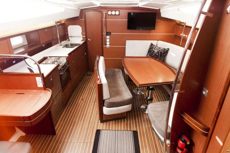 Delphia 47