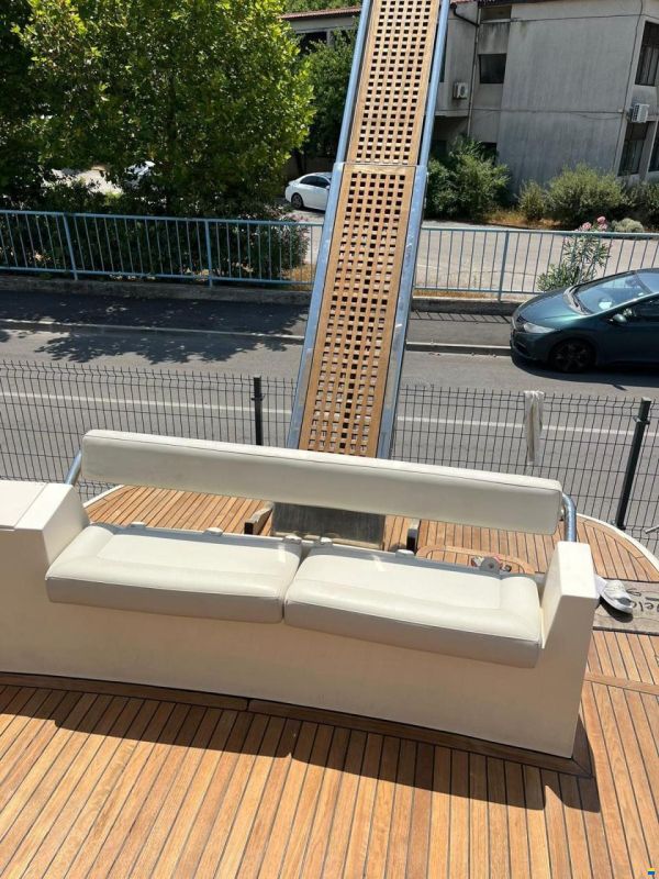 Intermare 43 FLY