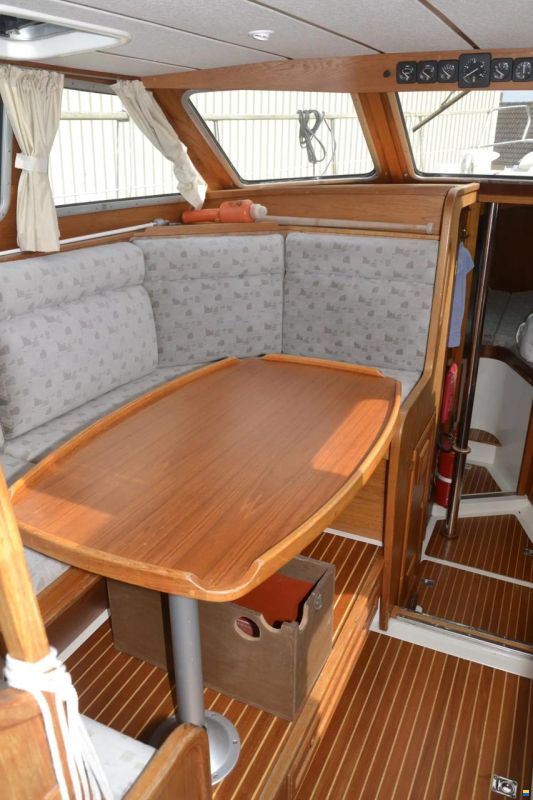 Nauticat 32