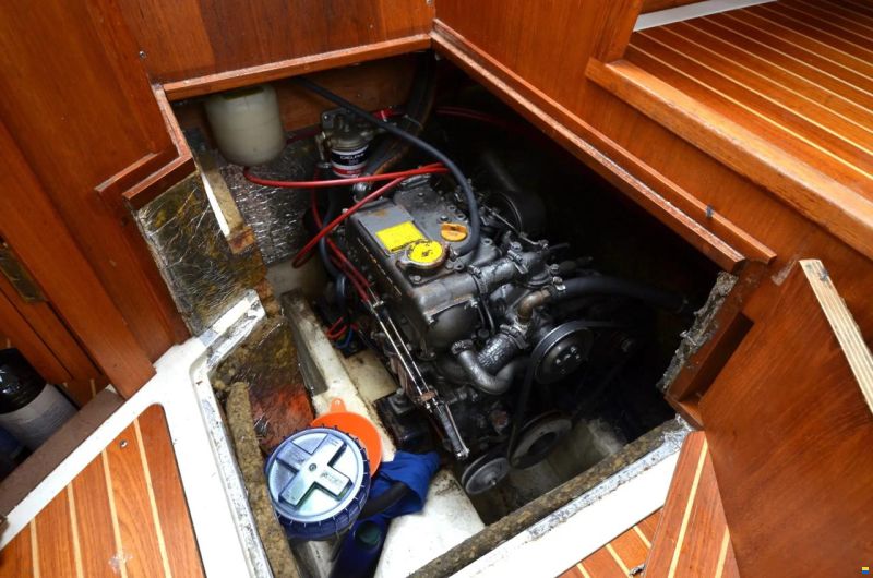 Nauticat 32