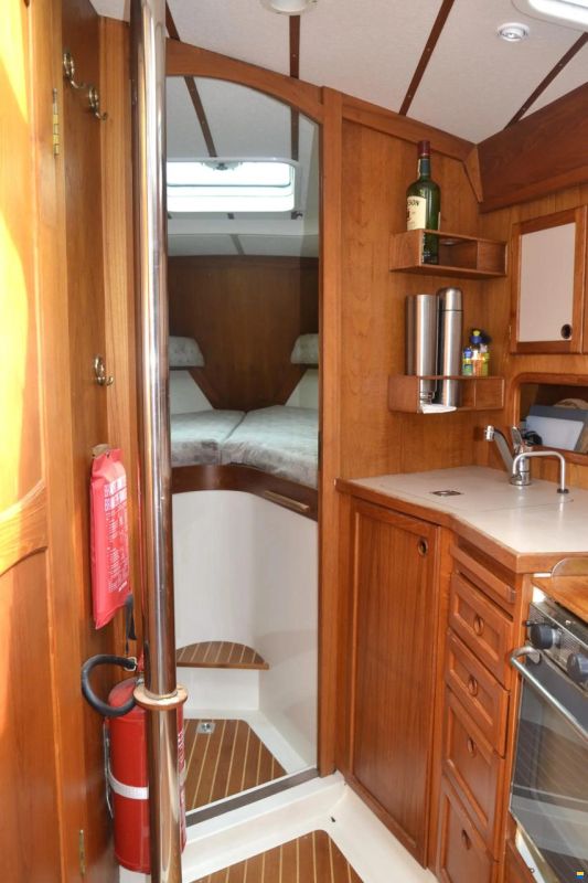 Nauticat 32