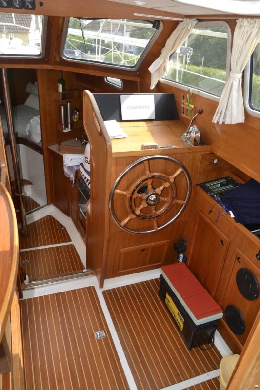 Nauticat 32