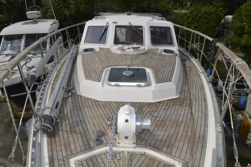 Nauticat 32