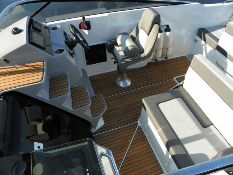 Jeanneau Cap Camarat DC 7.5 S2