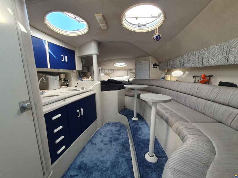 Chris Craft 302 Crowne