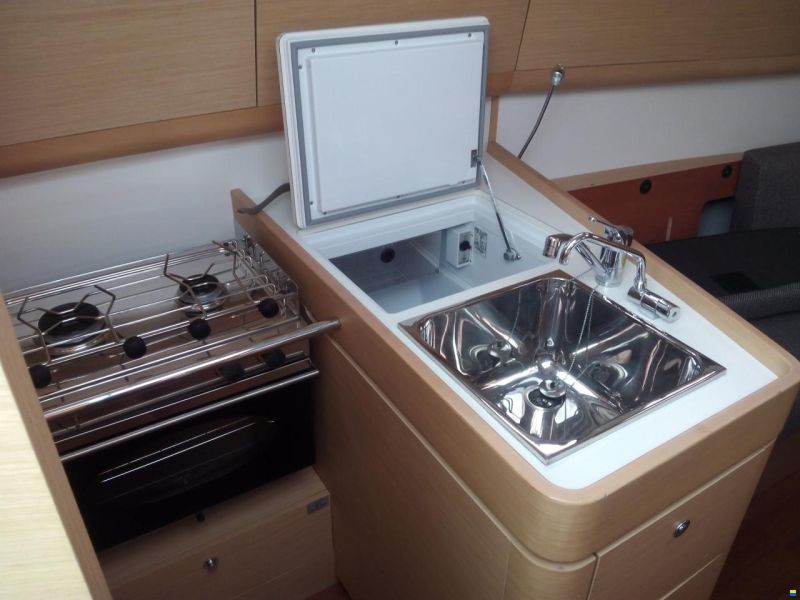 Beneteau First 35