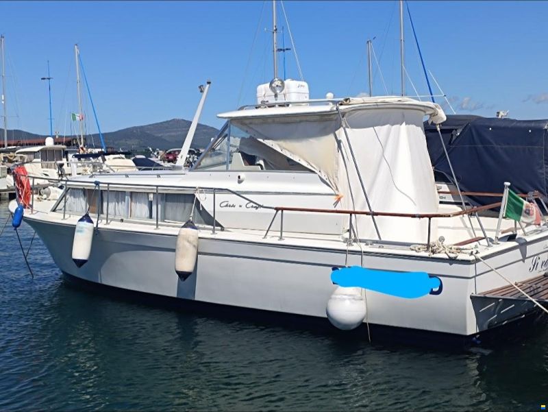 Chris Craft Commander 31
