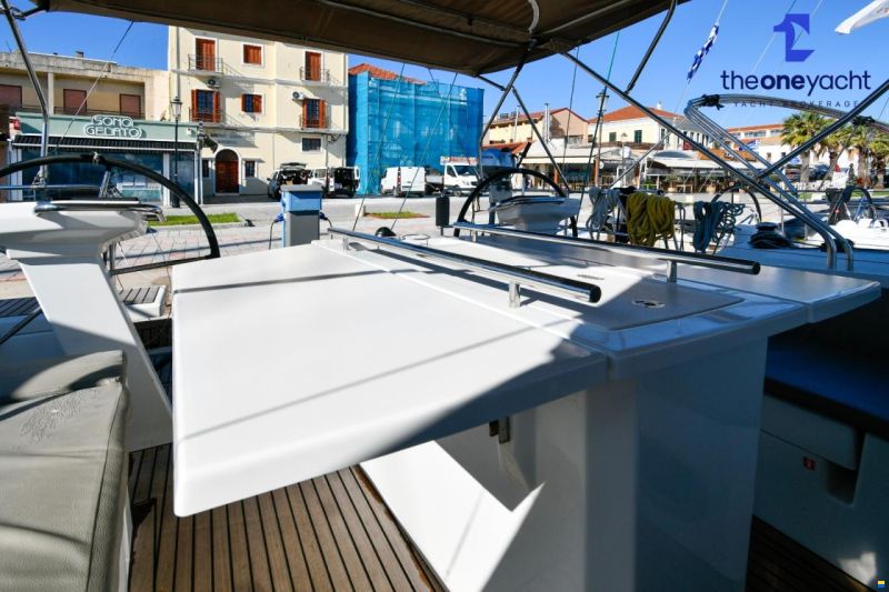 Beneteau Oceanis 46.1