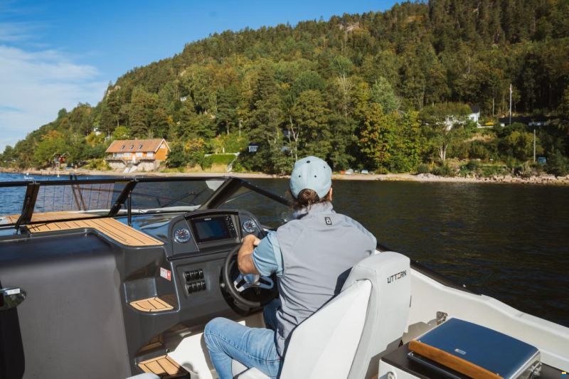 Uttern D70 Premium Exclusive DeLuxe Line
