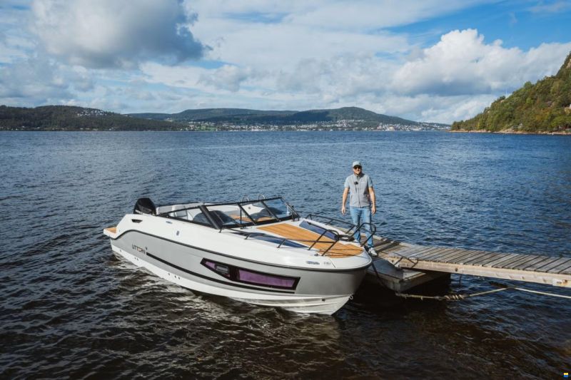 Uttern D70 Premium Exclusive DeLuxe Line