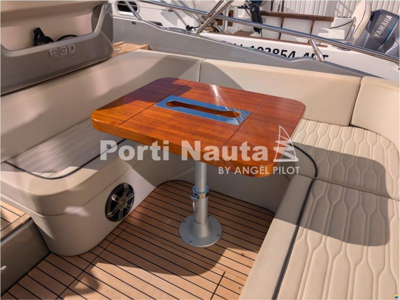 Cranchi Endurance 30