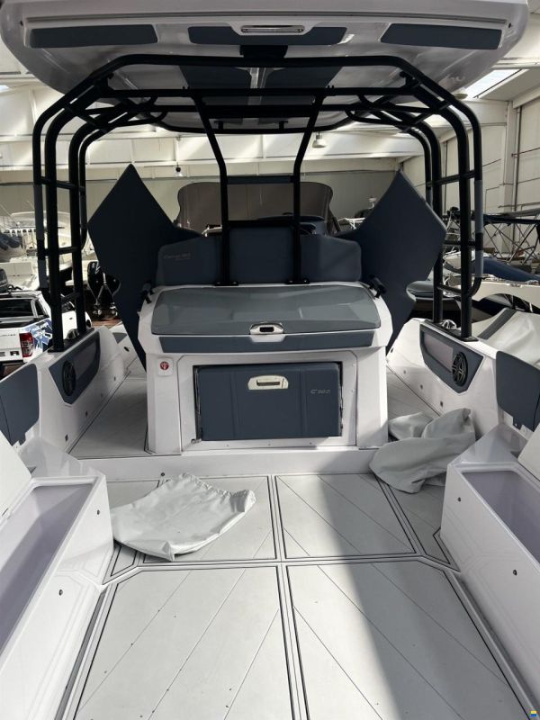 Ranieri Cayman 38 Excutive