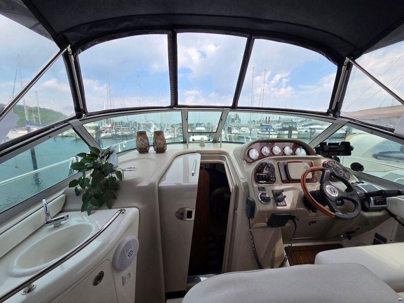 Sea Ray 335 Sundancer