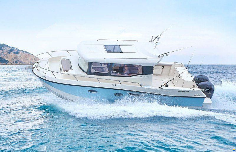Quicksilver CAPTUR 905 PILOTHOUSE
