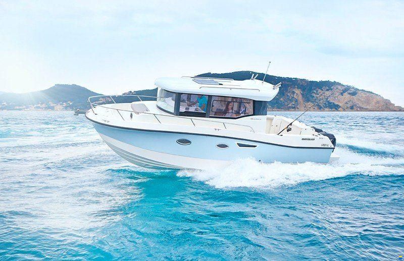Quicksilver CAPTUR 905 PILOTHOUSE