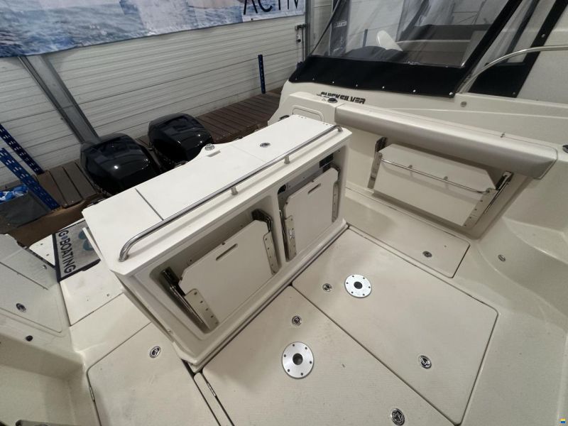 Quicksilver CAPTUR 905 PILOTHOUSE