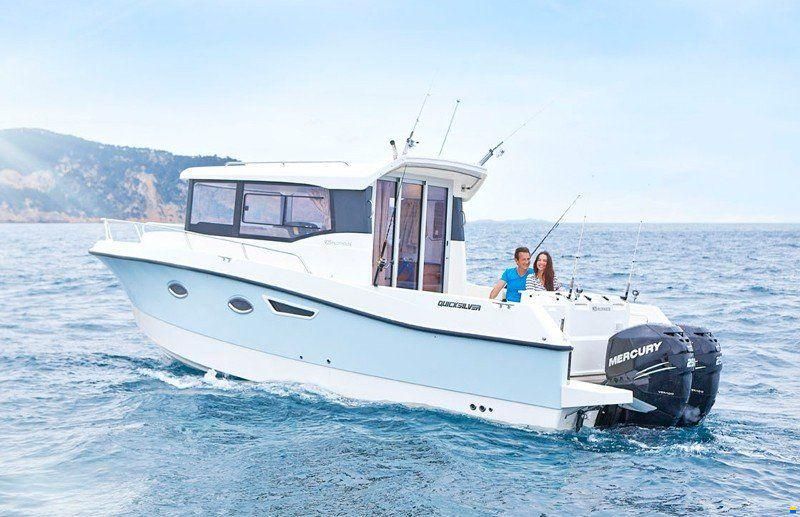 Quicksilver CAPTUR 905 PILOTHOUSE