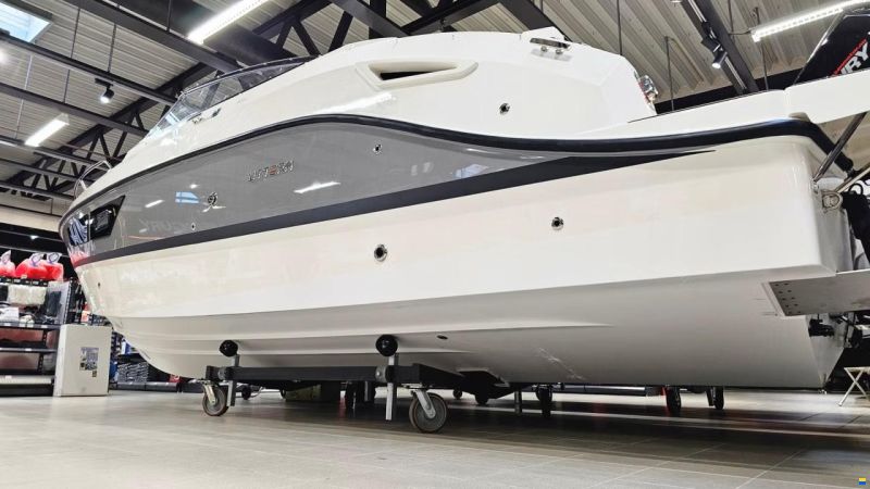 Uttern D77 Premium Exclusive DeLuxe Line