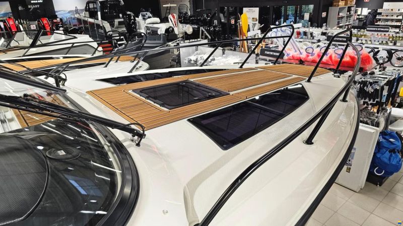 Uttern D77 Premium Exclusive DeLuxe Line