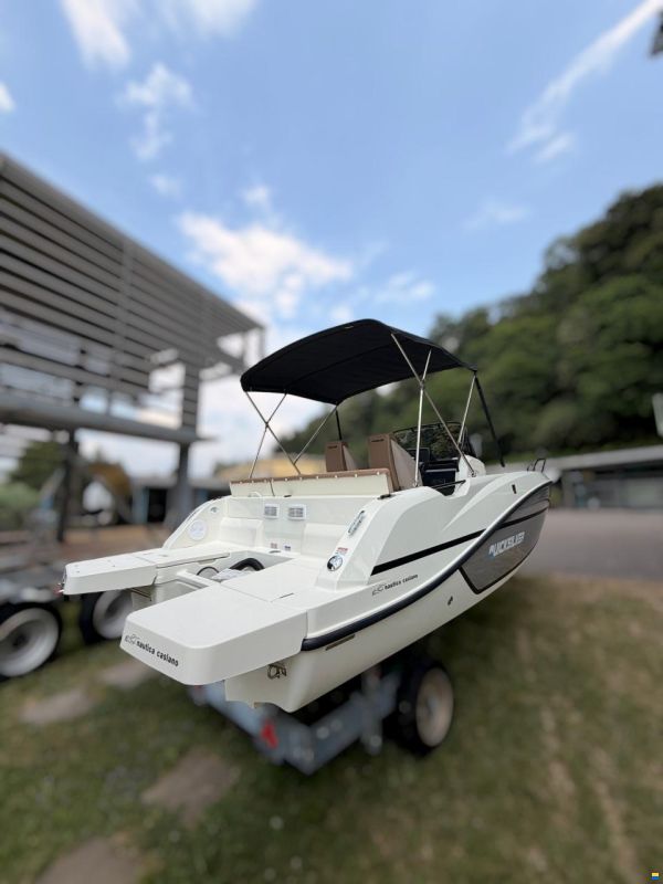 Quicksilver 605 Open